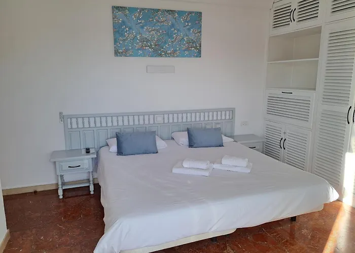 Spanish Sunrise Americas 公寓 *